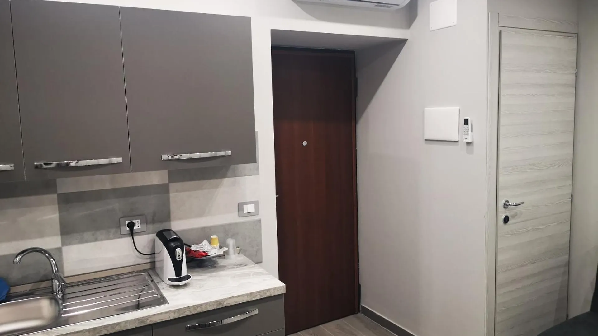 Royal House Apartment Catania Italy