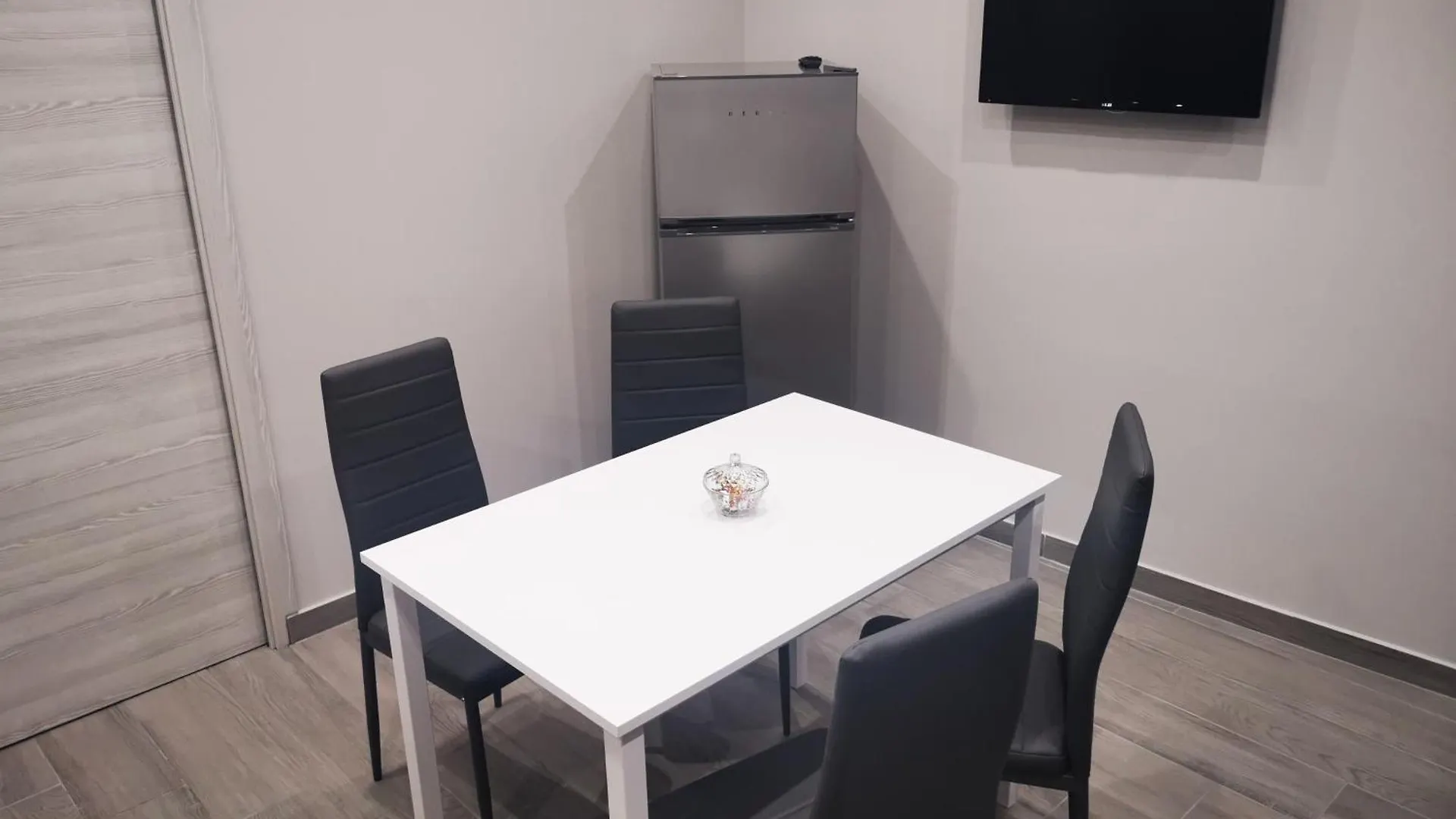Royal House Apartment Catania 0*,